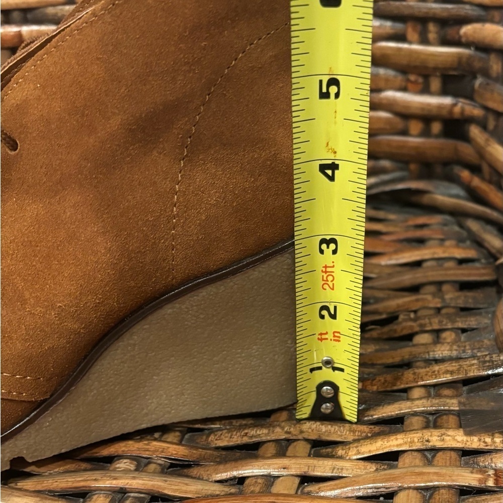 Kelsi Dagger Fanetta Women's Size 8 Brown Suede Wedge Ankle
Lace Up - Picture 14 of 14
